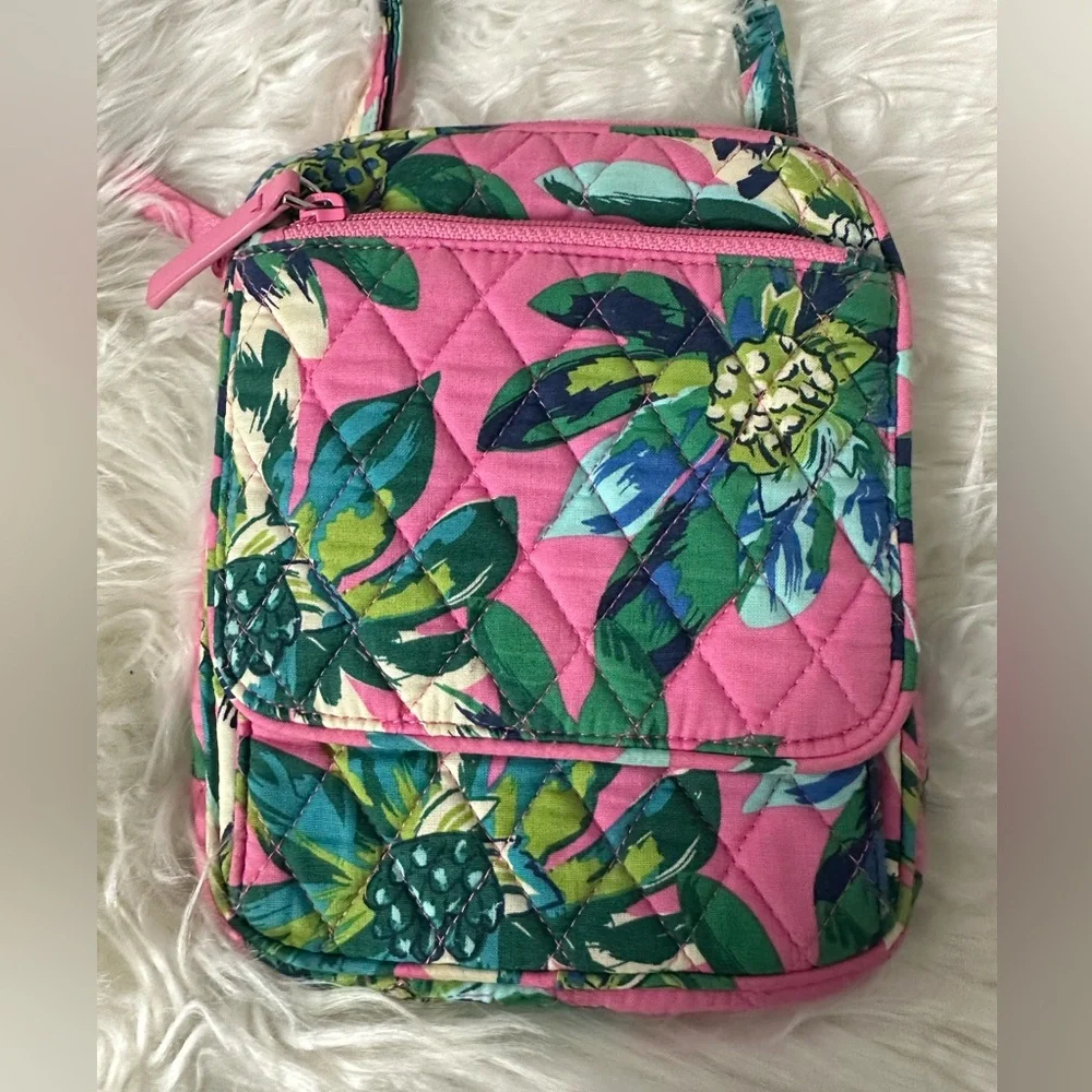 Vera Bradley Mini Hipster Crossbody Tropical Paradise Pink/Green Bag 🌸🌸🩷used - Picture 2 of 7